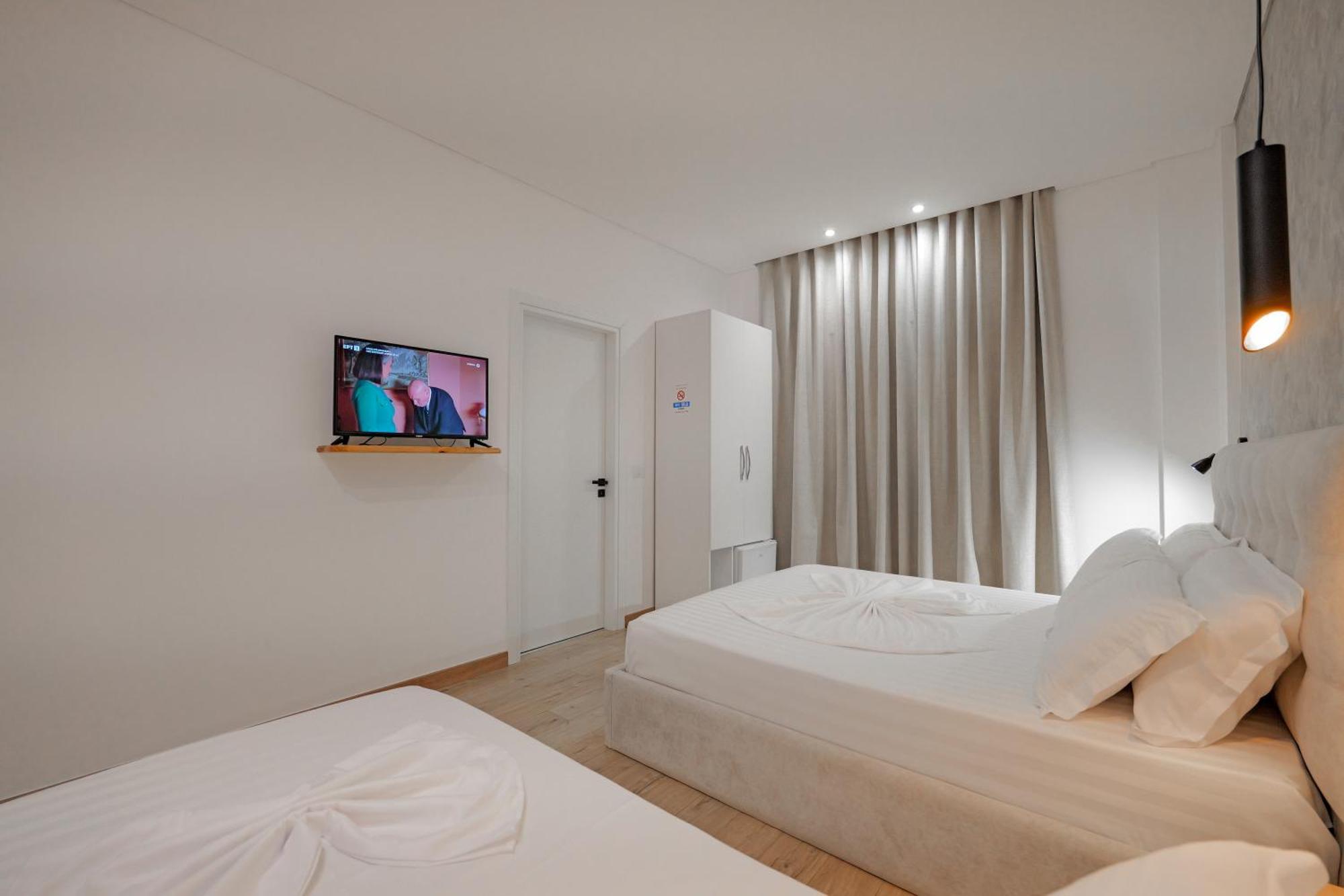 Hotel Juna 4*
