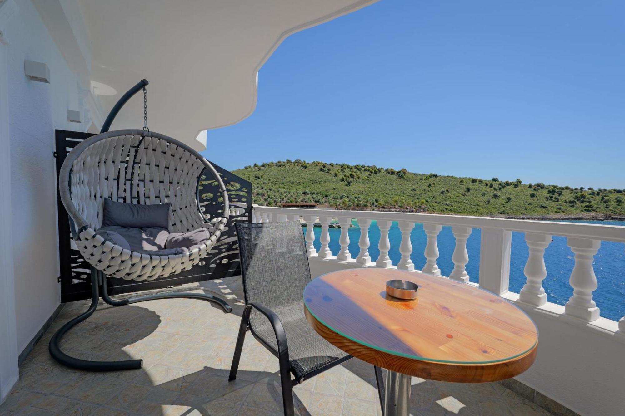 Juna 4* Sarande