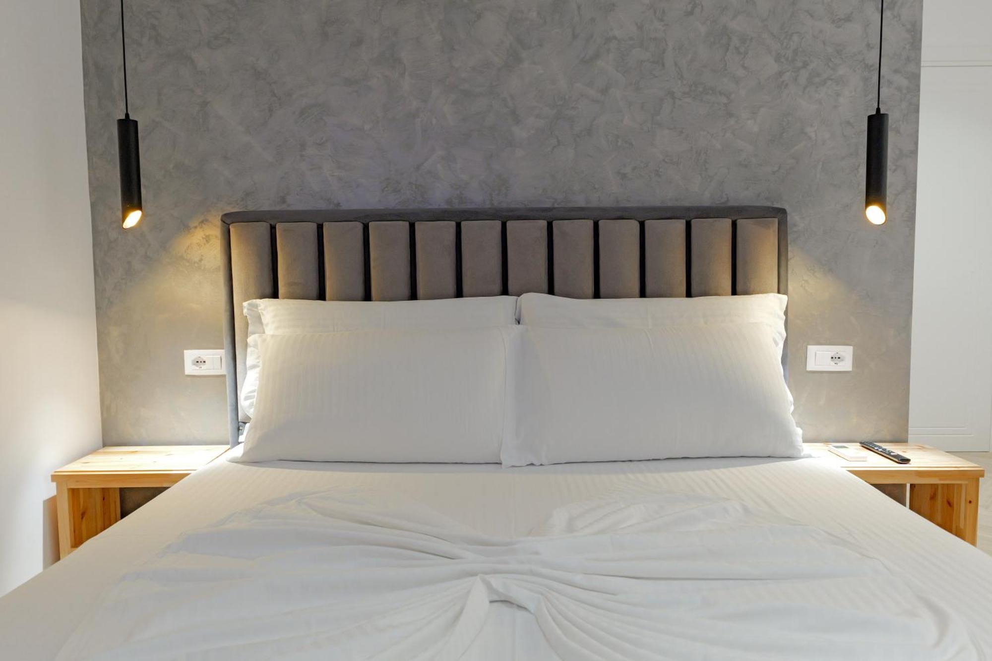 Juna Hotel 4*