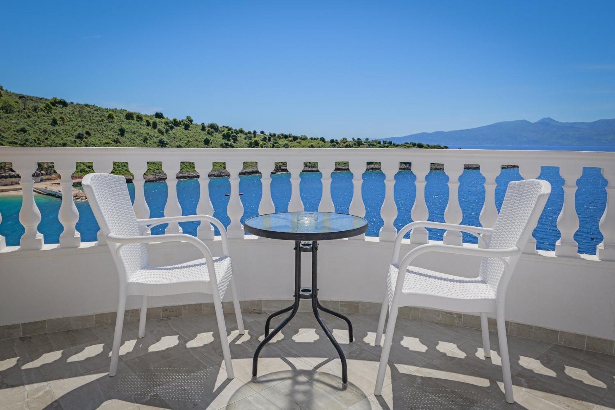 Juna 4* Sarande