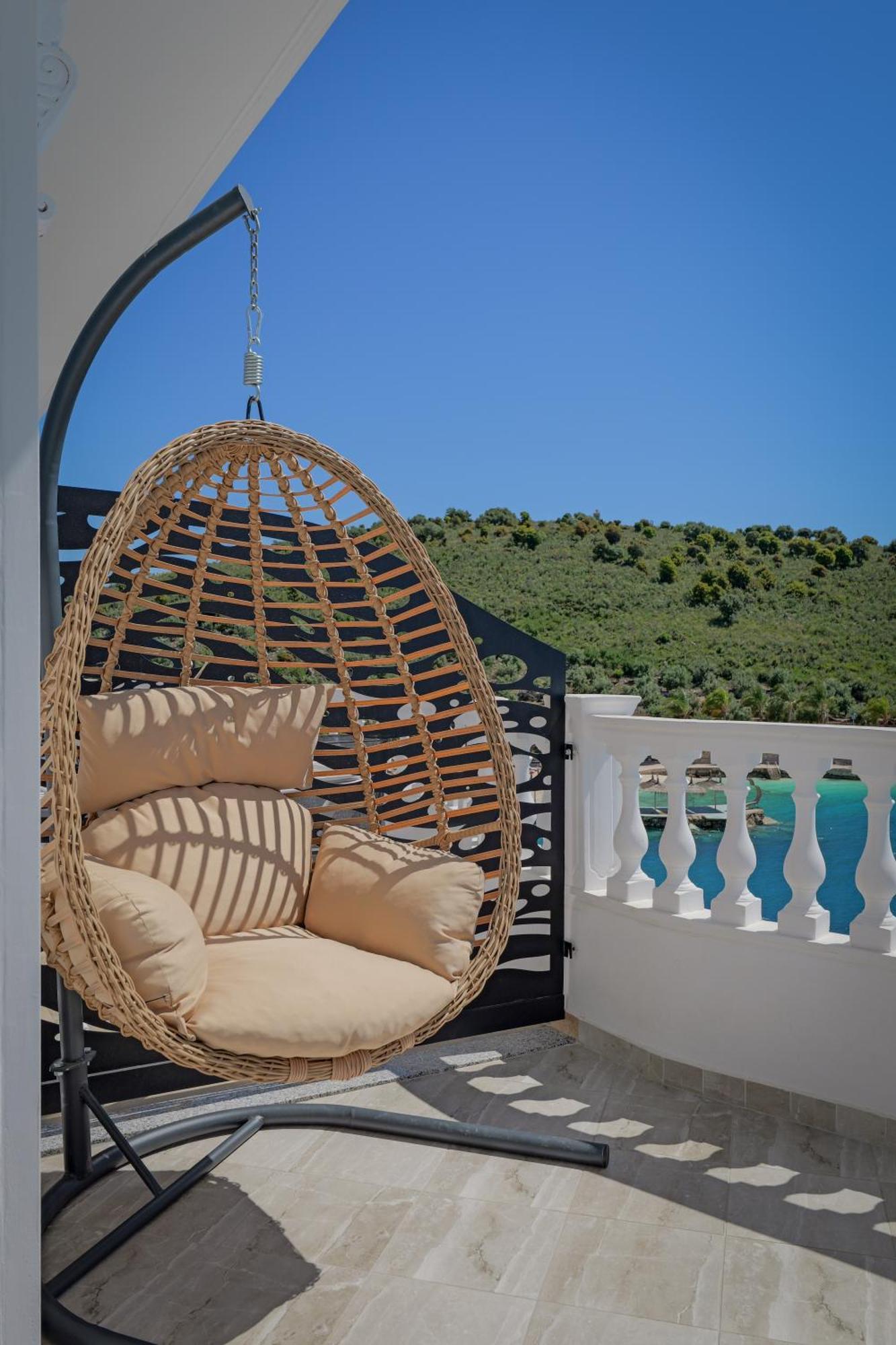 Hotel Juna 4*