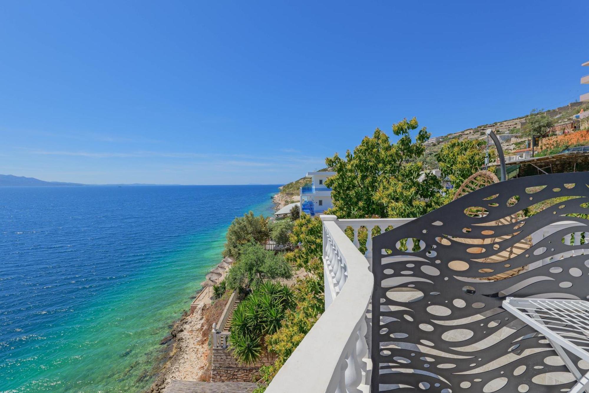 Juna 4* Sarande